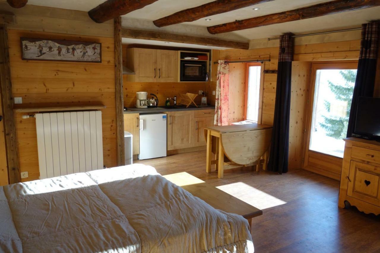 La Chambre Du Moulin Villard-sur-Doron Exterior photo